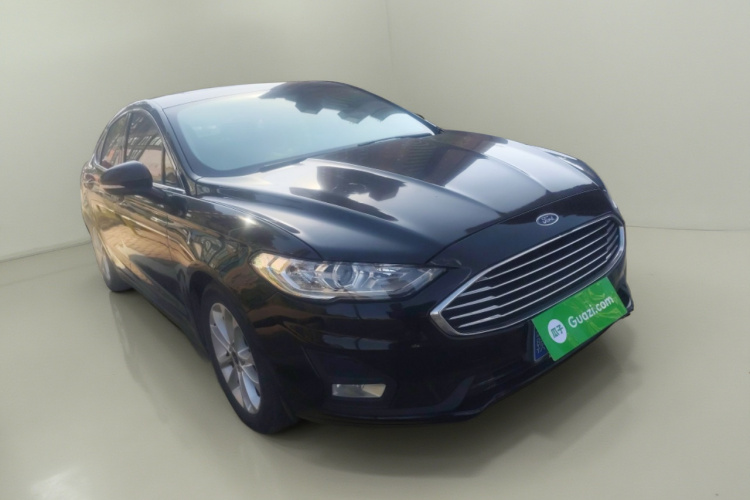 福特 蒙迪欧 2018款 EcoBoost 180 智控时尚型 国V车身外观3