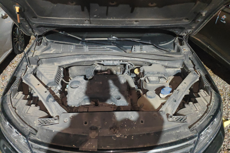 荣威RX5 2018款 20T 两驱手动互联网智尊版局部细节24