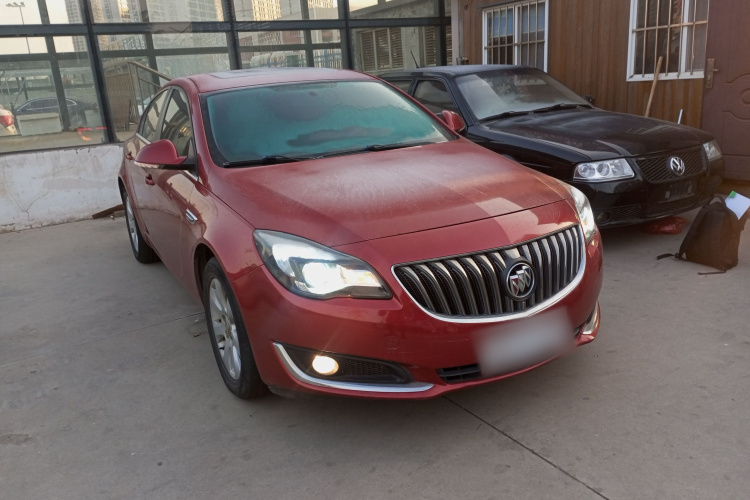 别克 君威 2015款 2.0L 领先时尚型车身外观3