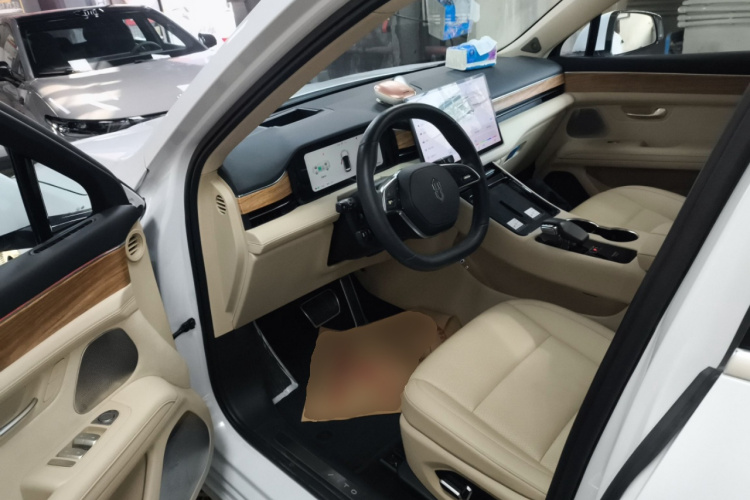 鸿蒙智行 问界M5 2022款 纯电后驱标准版中控内饰20