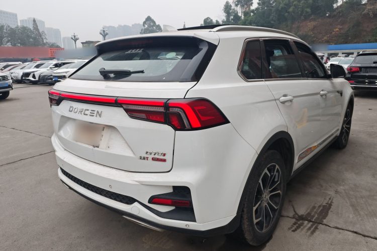 大乘汽车 大乘G70s 2019款 2.0T 自动至尊型车身外观7