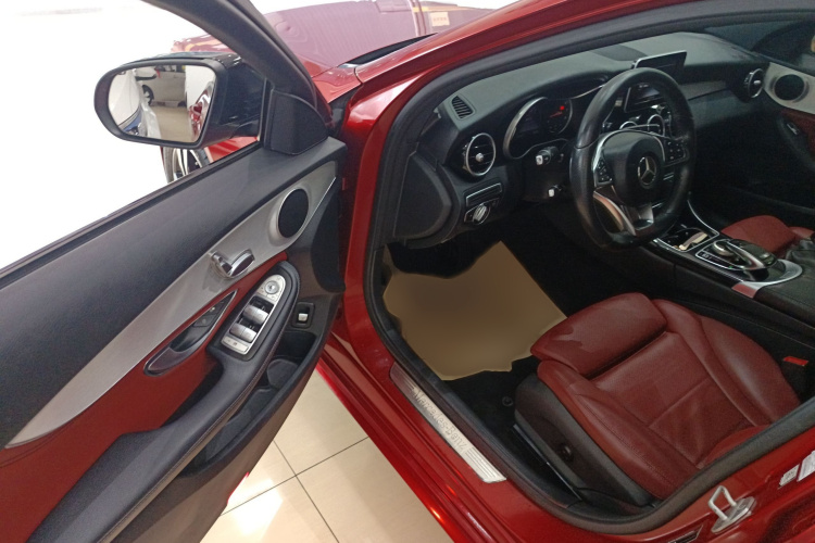 奔驰C级 2015款 C 200 运动版中控内饰7003