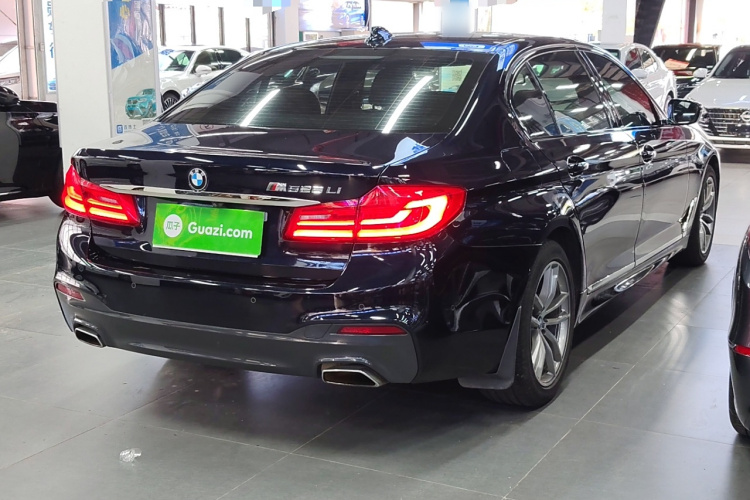 宝马5系 2019款 525Li M运动套装车身外观6005