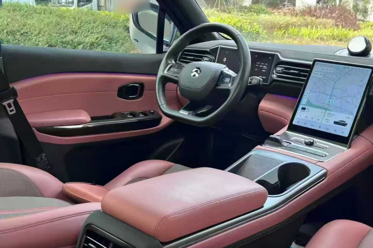 蔚来EC6 2020款 615KM 性能版中控内饰7004