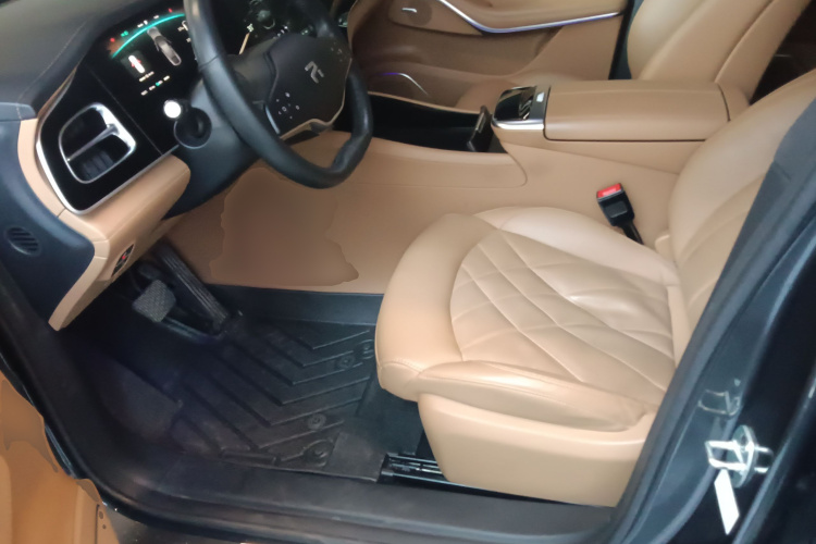 飞凡汽车 飞凡R7 2023款 后驱屏霸Pro版中控内饰19