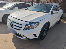 奔驰GLA 2016款 GLA 220 4MATIC 时尚型
