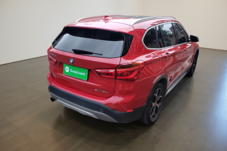 宝马X1 2019款 sDrive18Li 尊享型车身外观7