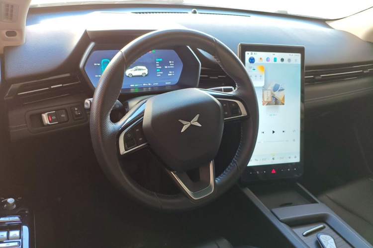 小鹏G3 2022款 G3i 460N+中控内饰13