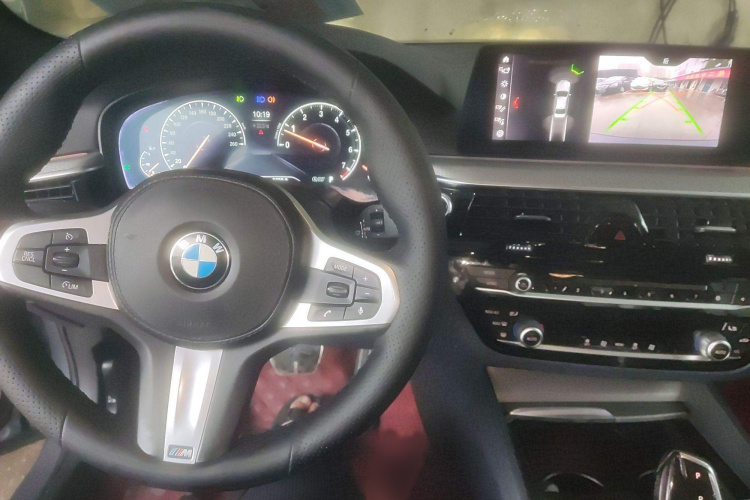 宝马5系(进口) 2019款 525i M运动套装中控内饰7002