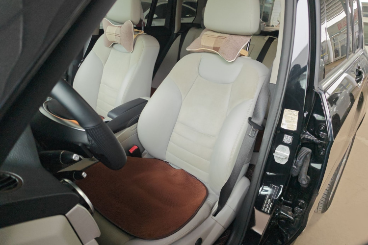 奔驰GLK级 2014款 GLK 200 标准型中控内饰7008