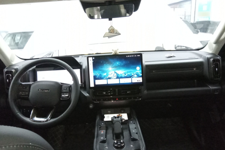 哈弗猛龙新能源 2024款 Hi4 102 Pro中控内饰7002