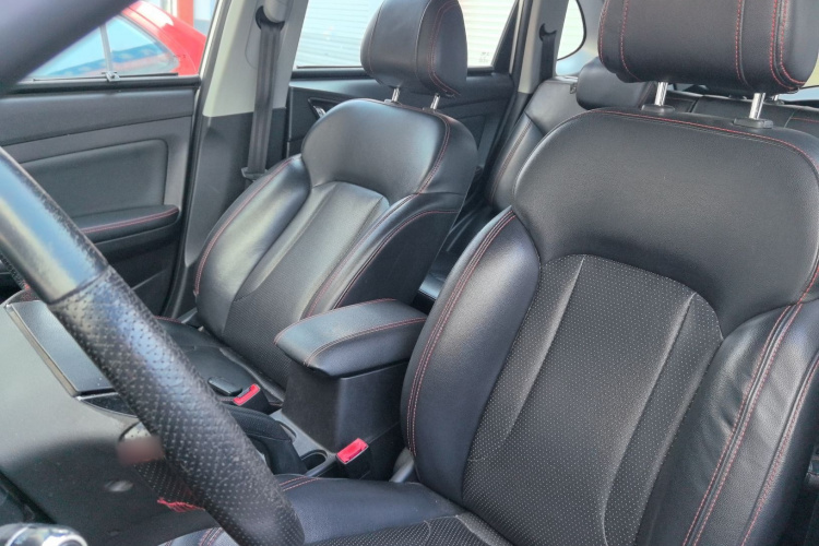 奇瑞 瑞虎5 2016款 1.5T 手动家悦信赖版局部细节19