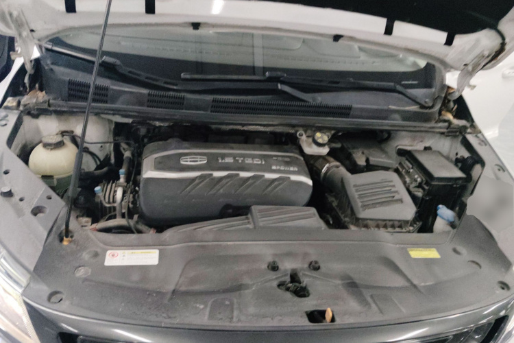 吉利汽车 嘉际 2019款 1.5TD MHEV DCT臻享型机舱底盘24