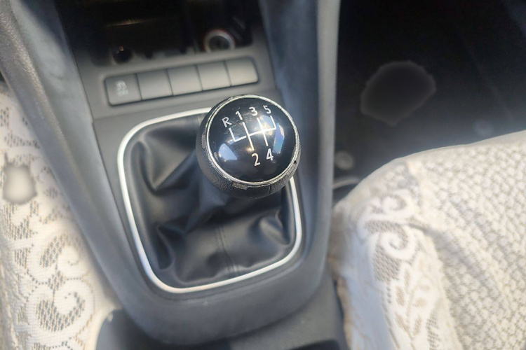 大众 高尔夫 2012款 1.4TSI 手动舒适型局部细节18