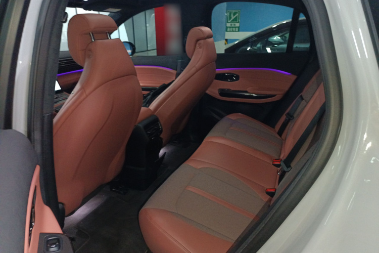 蔚来EC6 2020款 615KM 性能版中控内饰21