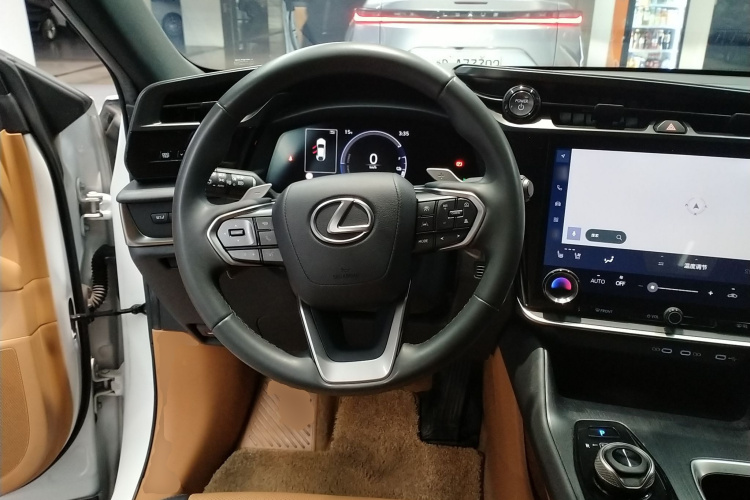 雷克萨斯RZ 2023款 450e 四驱纵享版中控内饰13