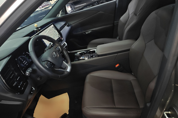 雷克萨斯RX新能源 2023款 450h+ 四驱畅享版中控内饰19