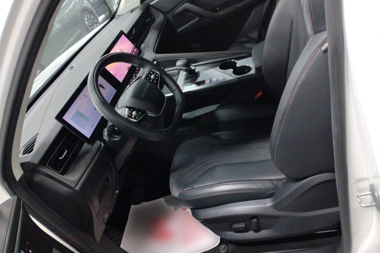 荣威D5X DMH 2024款 135科技版中控内饰19