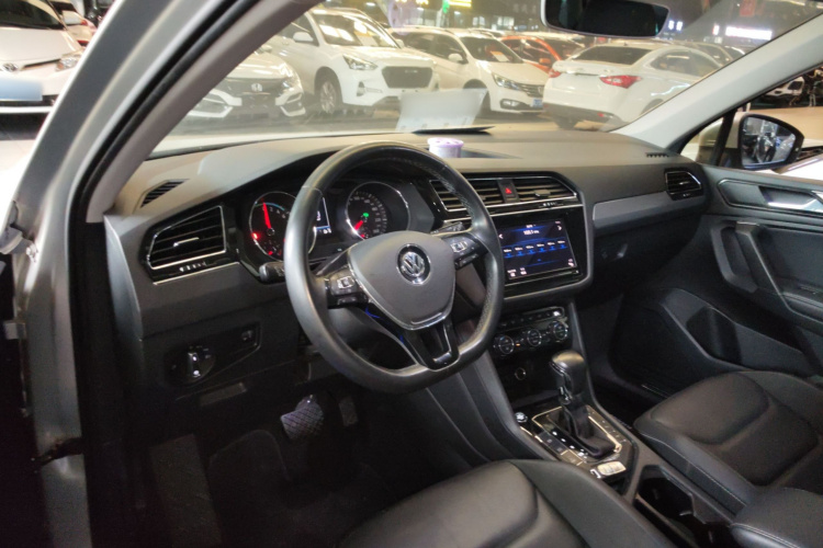 大众 途观L新能源 2019款 430PHEV 混动豪华版中控内饰12