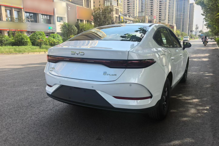 比亚迪 秦PLUS 2025款 DM-i 智驾版 128KM进取型车身外观6008