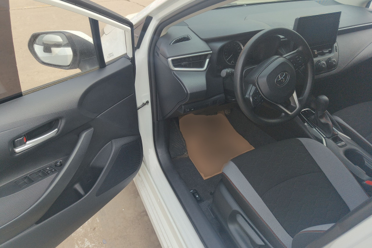 丰田 卡罗拉 2023款 1.2T 先锋版中控内饰20