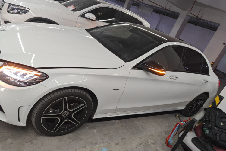 奔驰C级 2021款 C 260 L 运动星耀臻藏版车身外观4