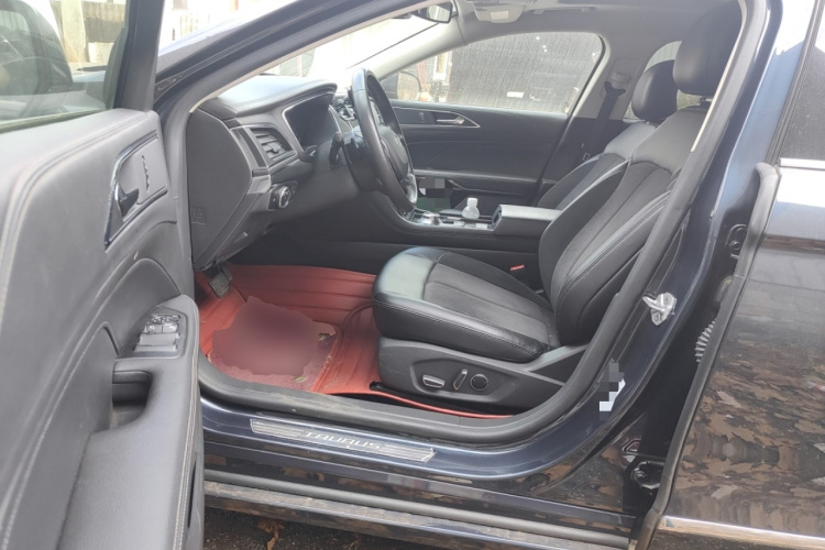 福特 金牛座 2019款 EcoBoost 245 悦享版中控内饰20