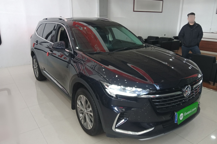 别克 2022款 改款 昂科威Plus 552T 五座豪华型车身外观3