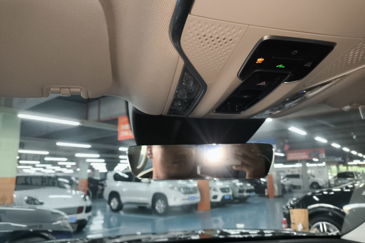 红旗HS7 PHEV 2024款 2.0T PHEV 四驱旗畅版 6座局部细节22