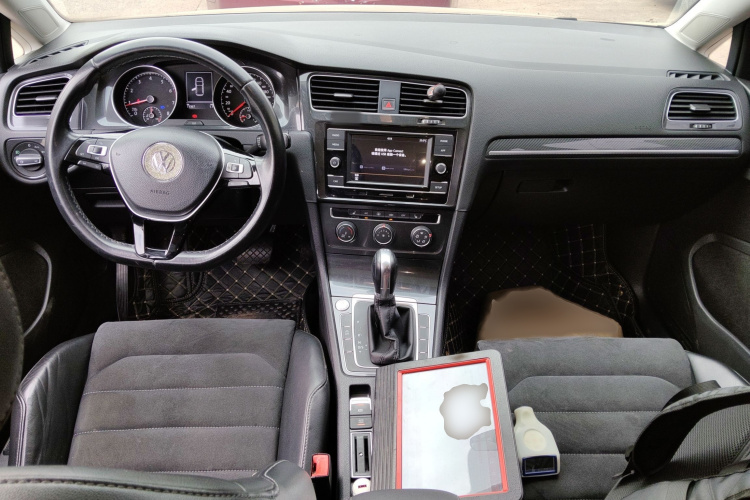 大众 高尔夫 2018款  230TSI 自动豪华型中控内饰7002