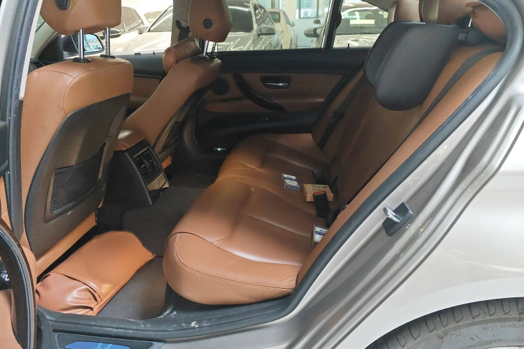 宝马3系 2014款 320Li 豪华设计套装中控内饰7004