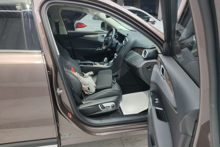 领克01 2017款 2.0T 两驱型Pro版局部细节41