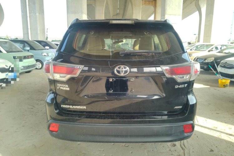 丰田 汉兰达 2015款 2.0T 四驱精英版 7座车身外观6004