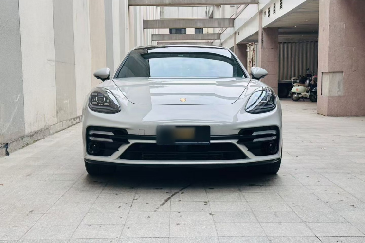 保时捷 2017款 Panamera 4 行政加长版 3.0T车身外观6001