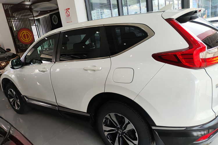 本田CR-V 2019款 240TURBO CVT两驱风尚版 国V车身外观4