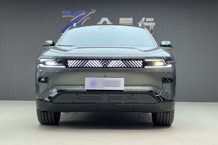 长安启源E07 2025款 纯电 四驱 90kWh Ultra高性能版中控内饰7003