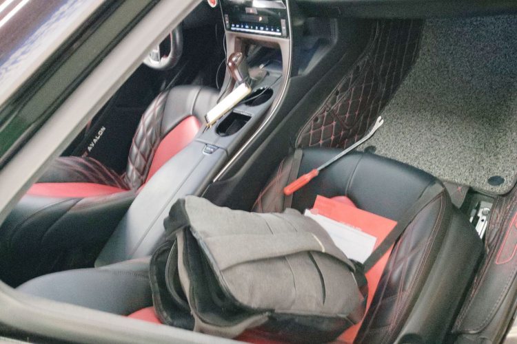 丰田 亚洲龙 2019款 2.5L 进取版 国VI局部细节41