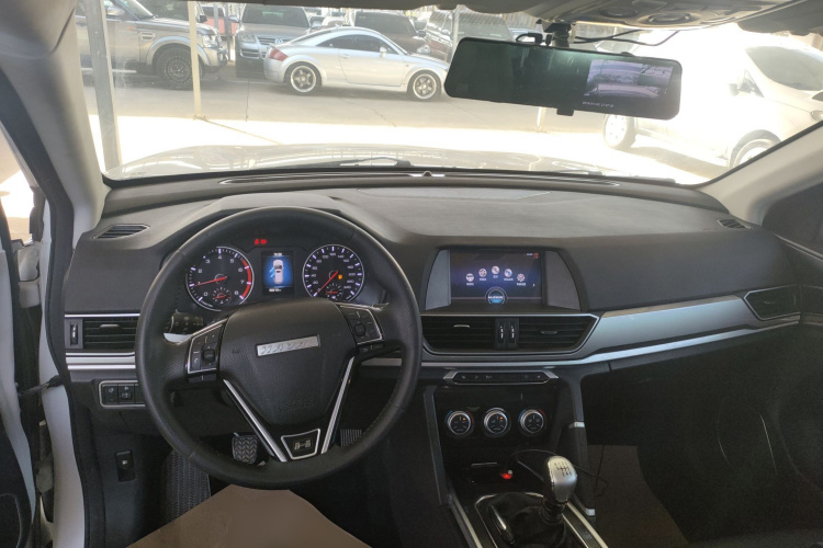 哈弗H6 2019款 运动版 1.5T 手动两驱精英型 国VI中控内饰7002