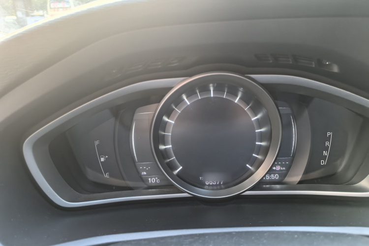 沃尔沃V40 2017款 T3 智逸版局部细节14