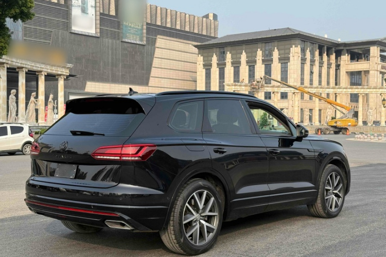 大众 途锐 2019款 3.0TSI 锐锋版 国VI车身外观6005