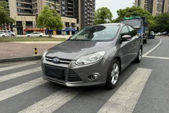 福特 福克斯 2012款 三厢 1.6L 自动风尚型