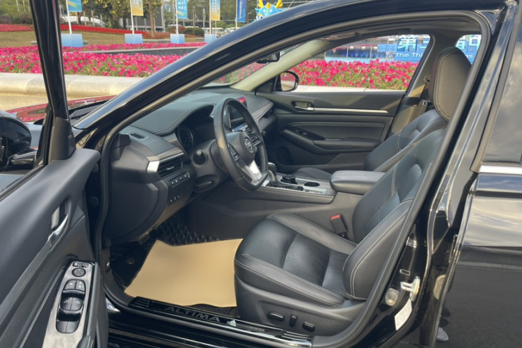 日产 天籁 2021款 2.0L XL Upper AD1 智行领航版局部细节19