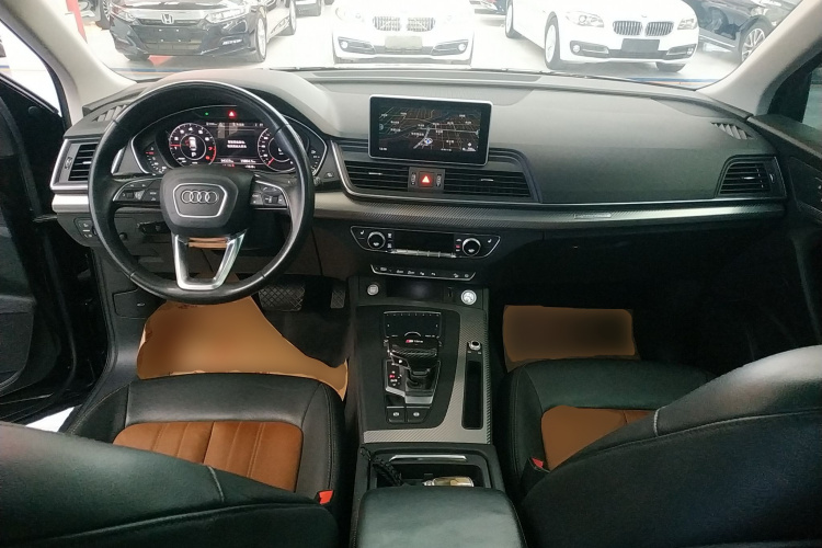 奥迪Q5L 2020款 45 TFSI 尊享时尚型中控内饰12