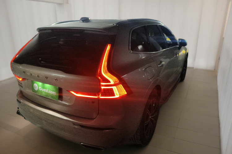 沃尔沃XC60 2021款 T5 四驱智远豪华版车身外观7