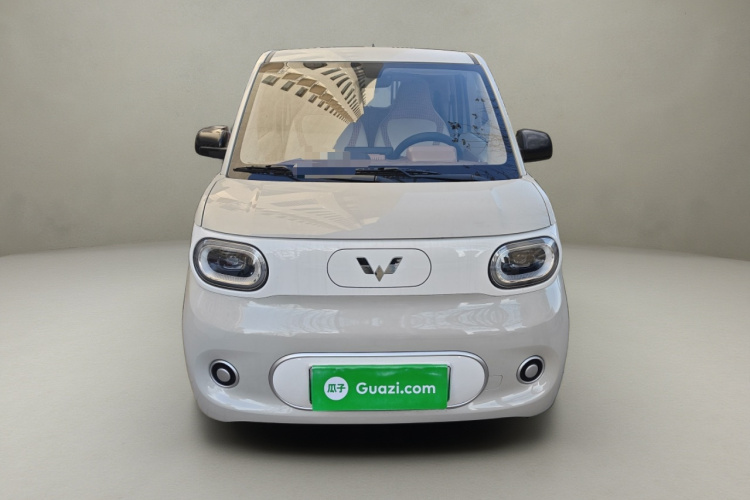 五菱汽车 宏光MINIEV 2024款 第三代 215km 青春版车身外观2