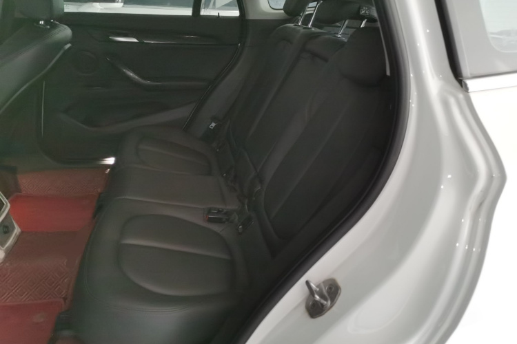 宝马X1 2018款 sDrive20Li 领先型中控内饰7004