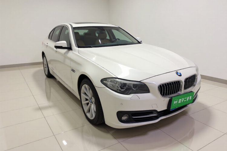 宝马5系 2015款 535Li 领先型车身外观3