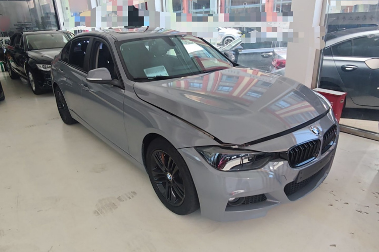 宝马3系 2016款 320Li 进取型车身外观3