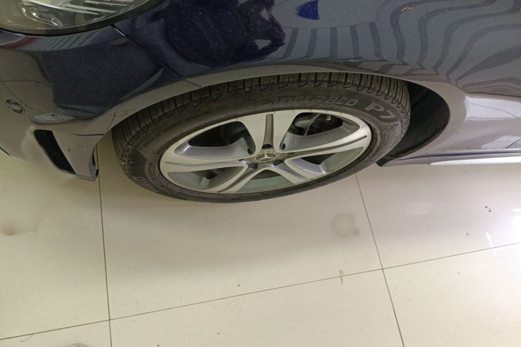 奔驰C级 2019款 C 260 L 运动版车身外观6001