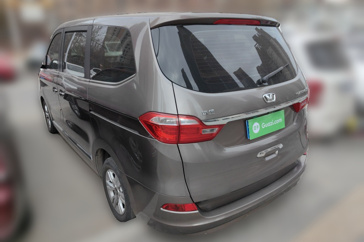 华颂7 2017款 2.0T 自动精英型车身外观5